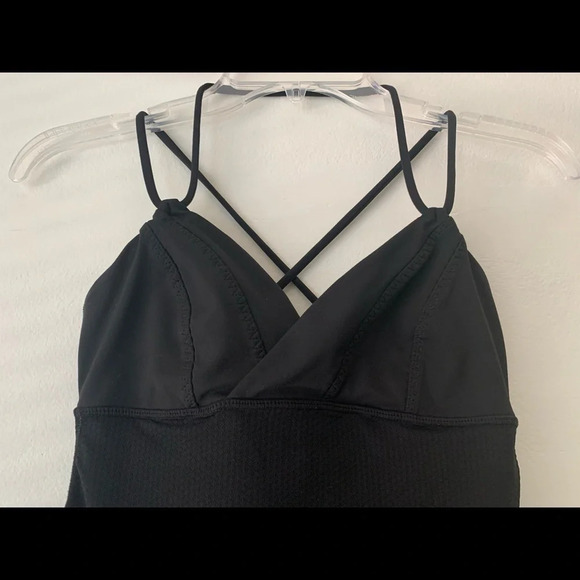 LULULEMON tank top, mesh body and crunch sides , 4 - Picture 10 of 16